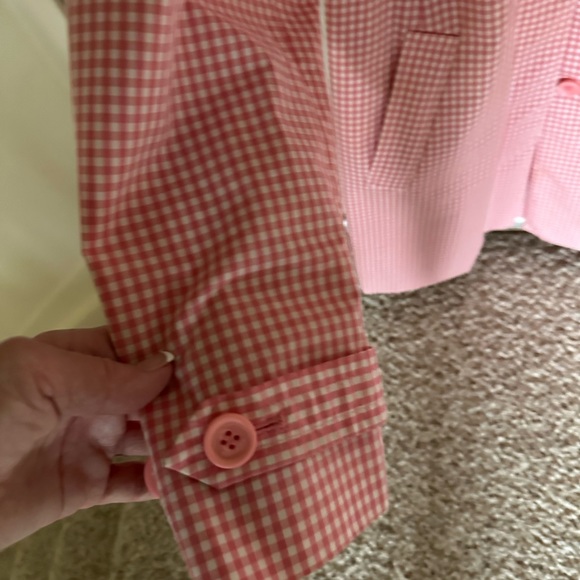 Loft pink spring jacket.  Dry cleaned - size LP. - Picture 2 of 4